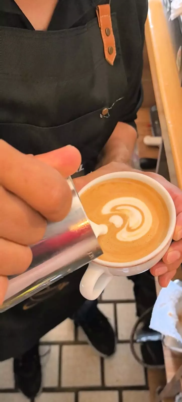 Una exquisita taza de café para almorzar